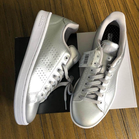 adidas advantage sneaker silver